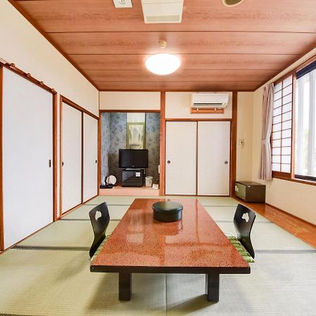 Отель Shichijo Onsen Dome Kikuchi Экстерьер фото